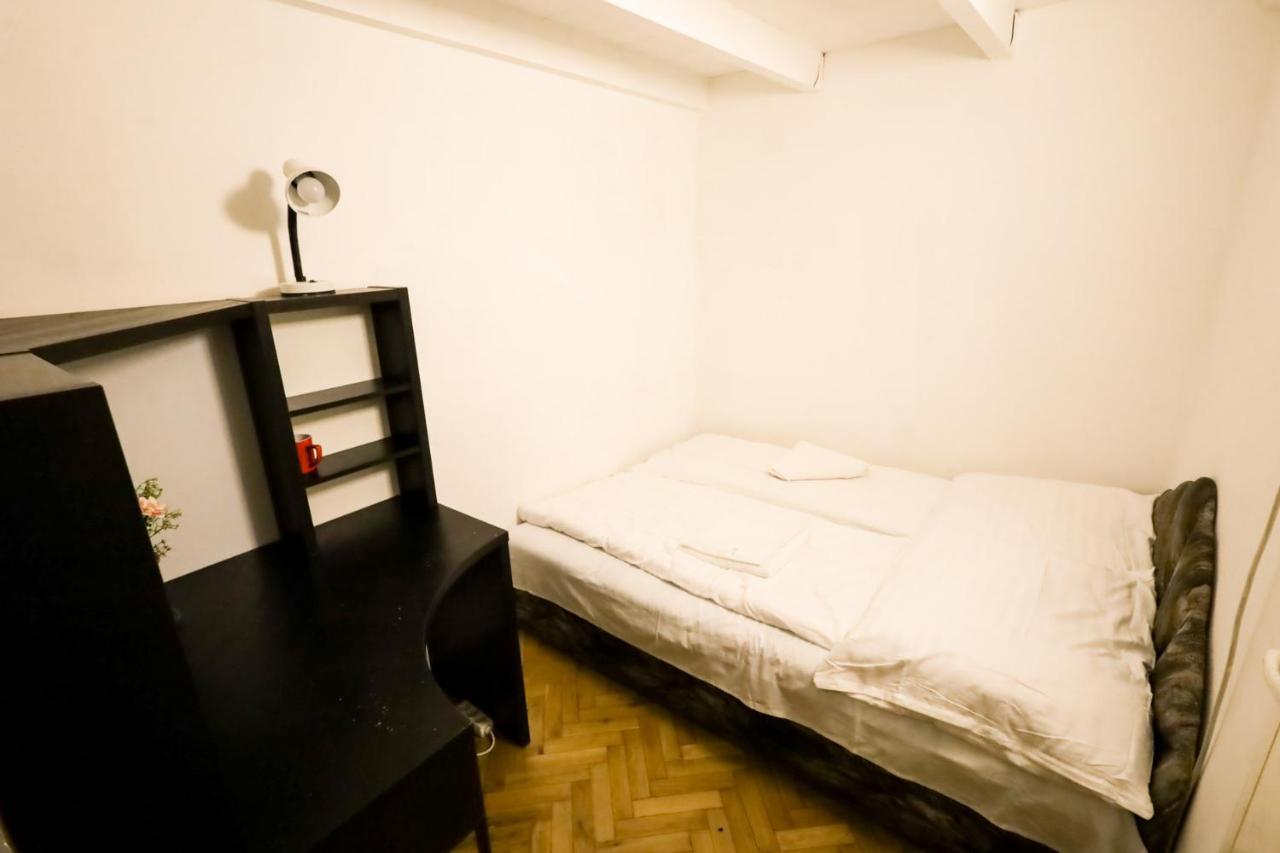 Center Apartment 5 Private Room For 19 People Budapest Extérieur photo