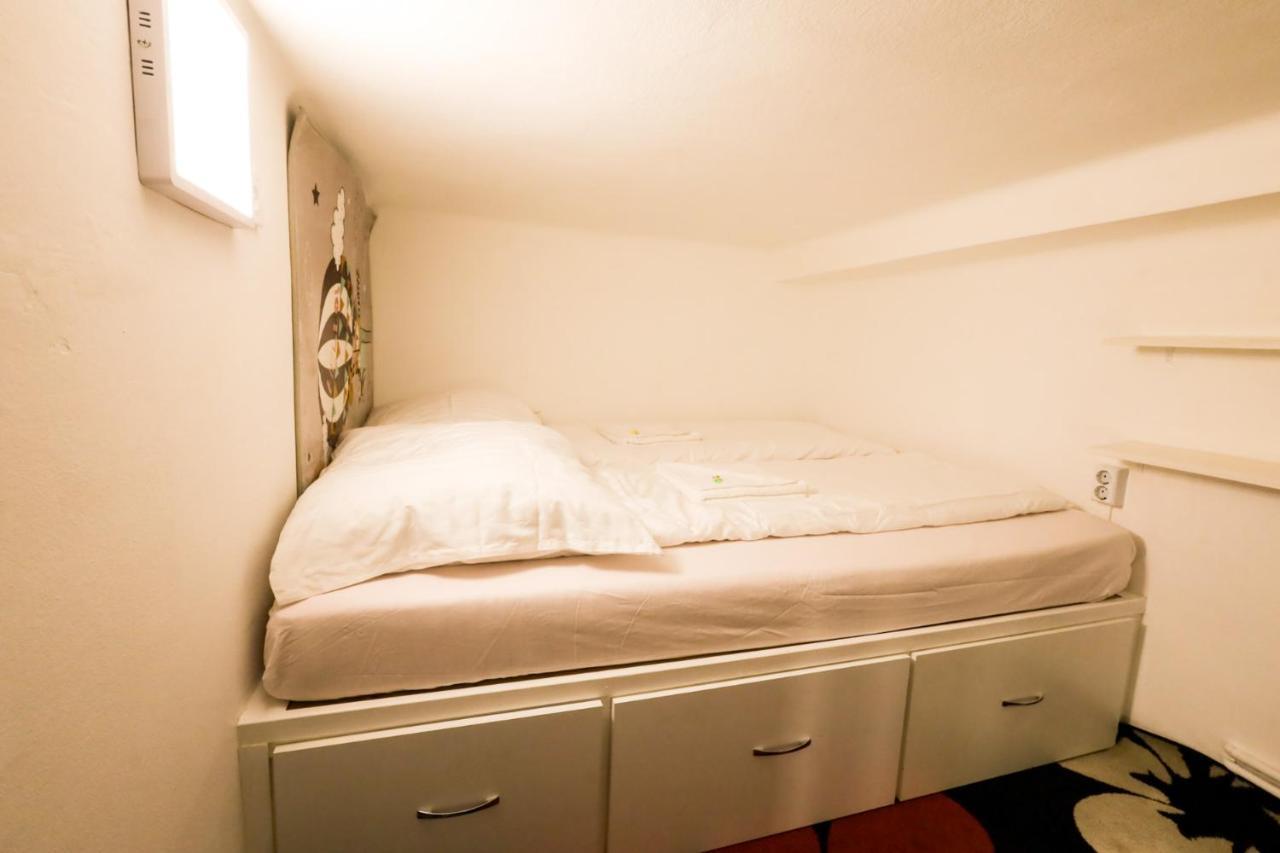 Center Apartment 5 Private Room For 19 People Budapest Extérieur photo